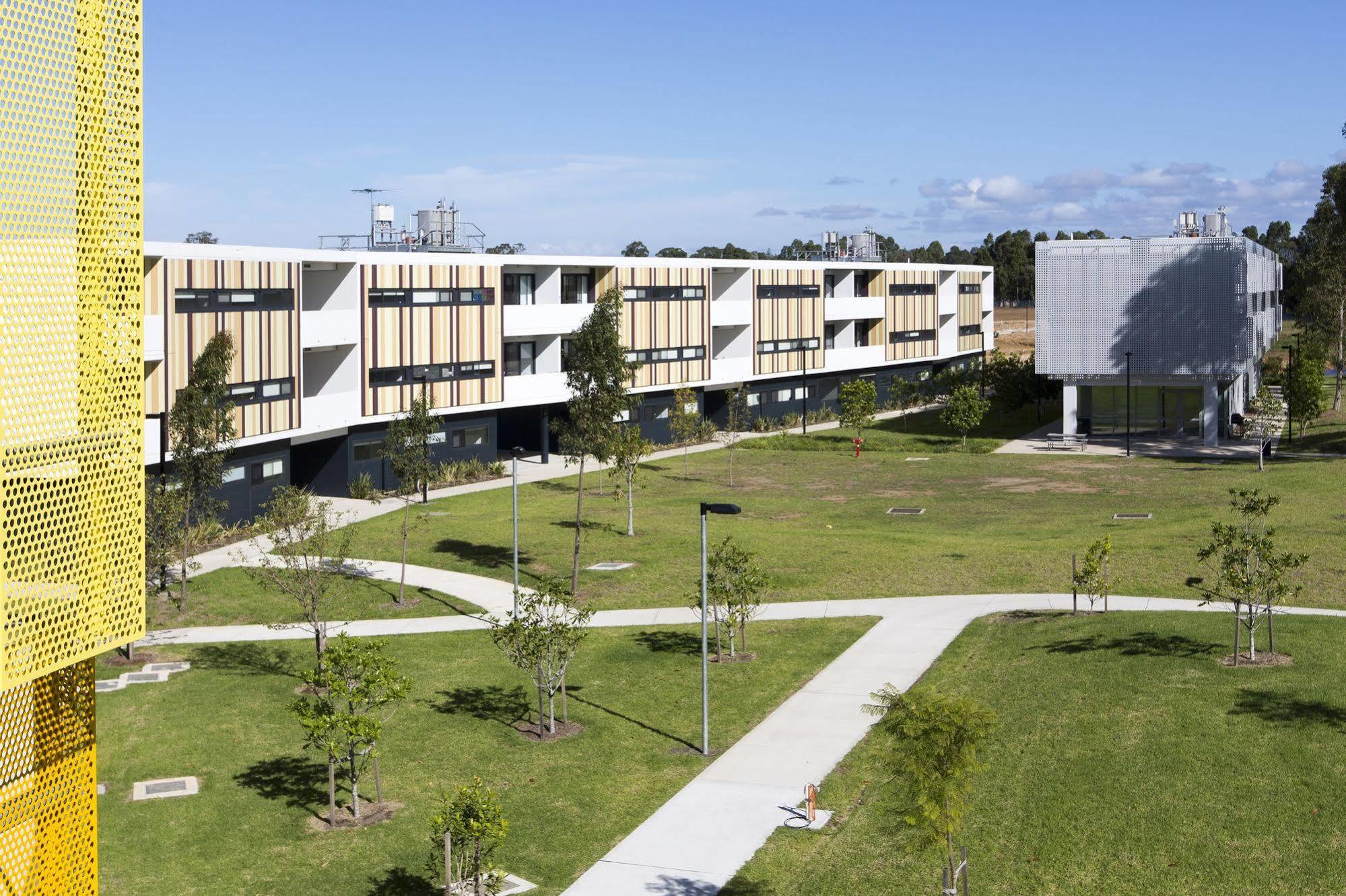 Western Sydney University Village - Пенрит Экстерьер фото